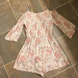 Hollister romper size medium